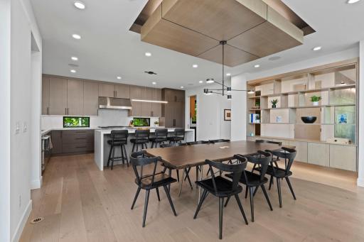 746 Peninsula Point Road, Shakopee, MN 55379
