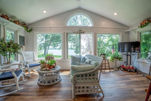 5999 150th Avenue NE, Spicer, MN 56288