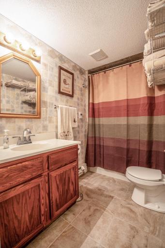 5999 150th Avenue NE, Spicer, MN 56288