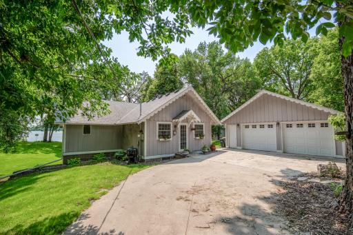 5999 150th Avenue NE, Spicer, MN 56288