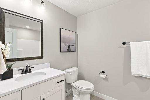 17750 Empire Trail, Lakeville, MN 55044