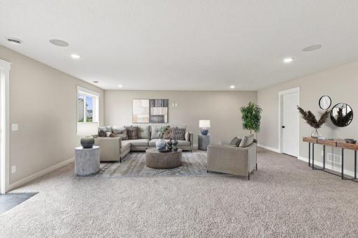 17750 Empire Trail, Lakeville, MN 55044