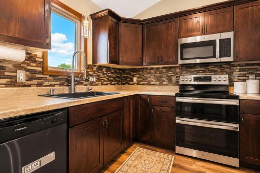 117 Pinehurst Drive, Mankato, MN 56001