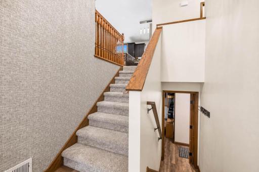 117 Pinehurst Drive, Mankato, MN 56001