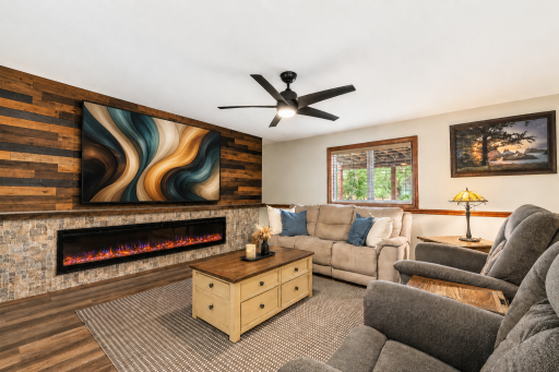 117 Pinehurst Drive, Mankato, MN 56001