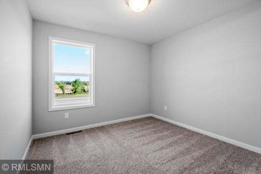 2617 Ivan Avenue NE, Saint Michael, MN 55376