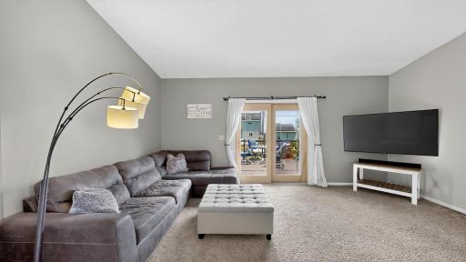 500 10th Avenue NE, Kasson, MN 55944