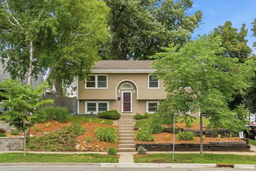 1161 Goodrich Avenue, Saint Paul, MN 55105