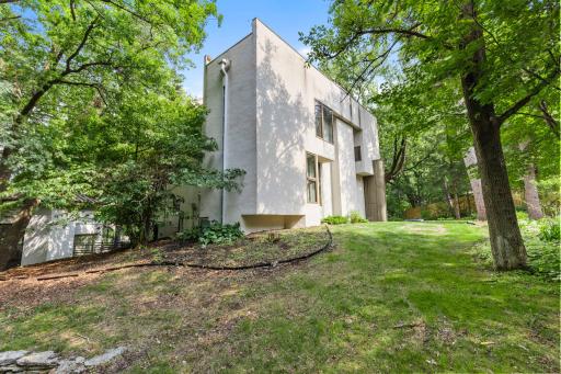 4200 Poplar Drive, Golden Valley, MN 55422