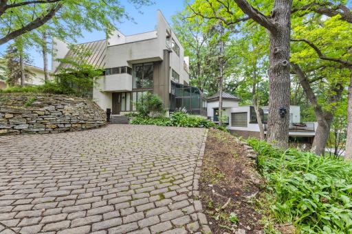 4200 Poplar Drive, Golden Valley, MN 55422