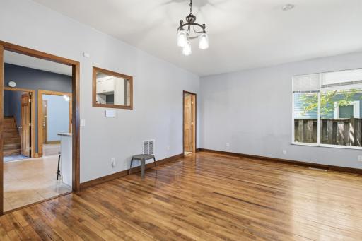 1472 Concordia Avenue, Saint Paul, MN 55104