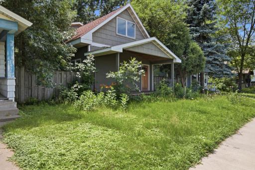 1472 Concordia Avenue, Saint Paul, MN 55104