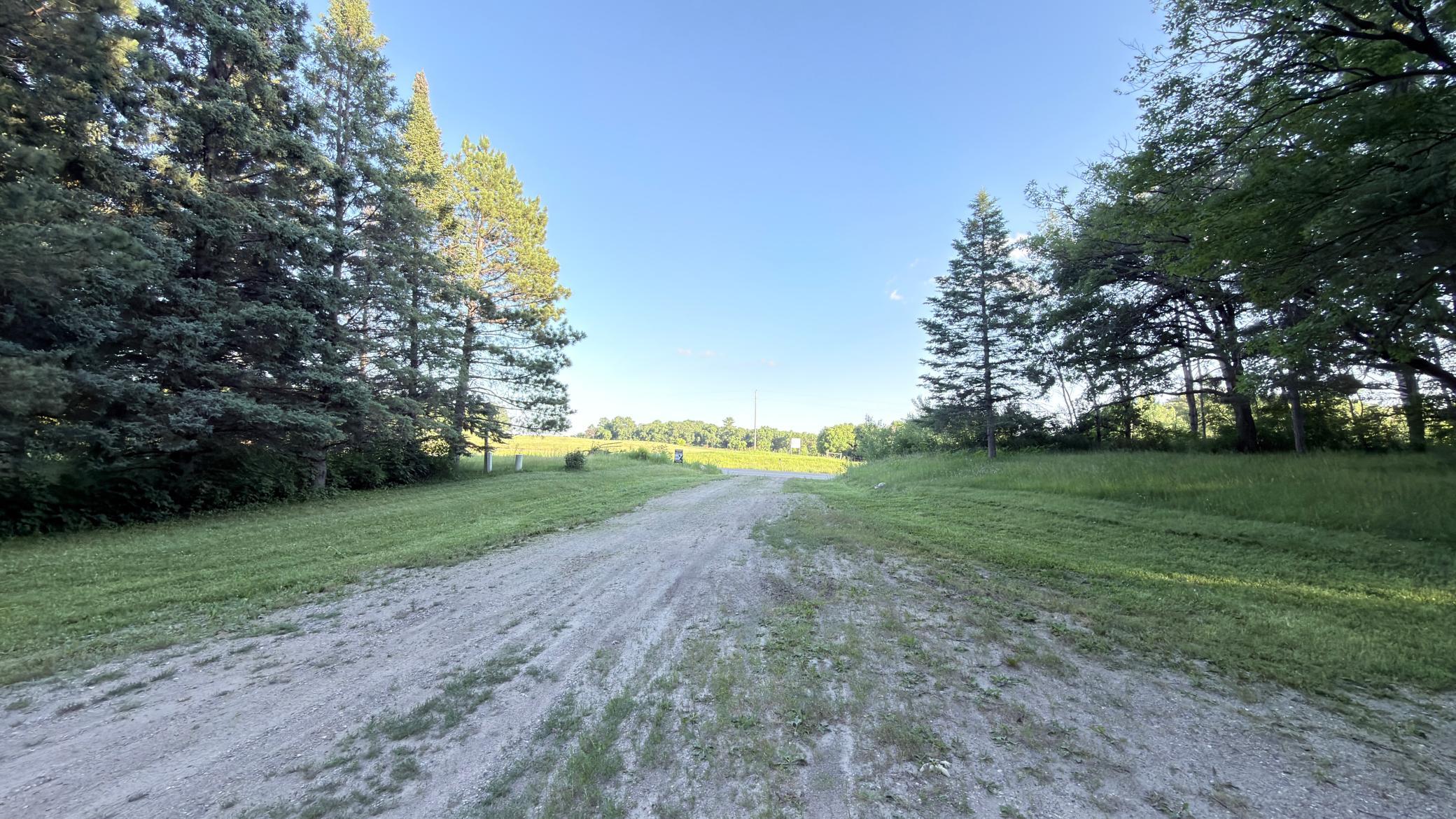 Driveway to highway