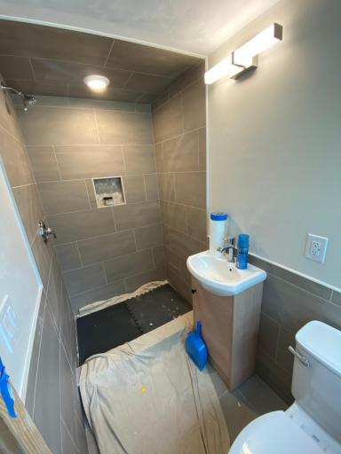 Minneapolis, MN 55410