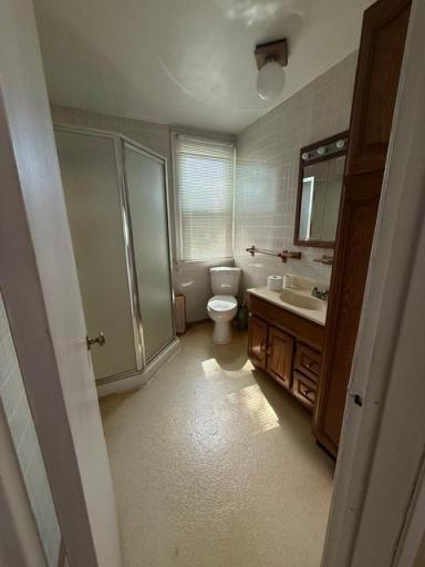 Main Floor Bath