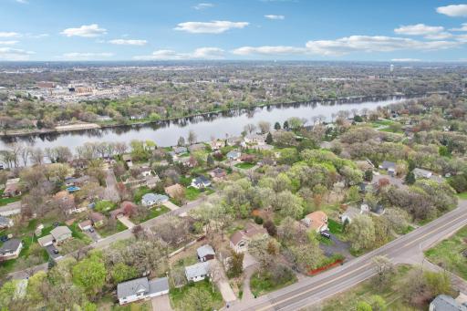 12112 W River Road, Champlin, MN 55316