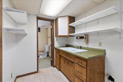 887 Ashland Avenue, Saint Paul, MN 55104