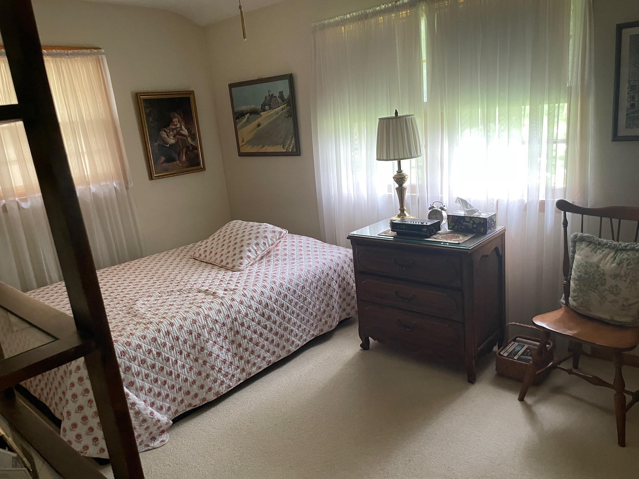 2nd Very large bedroom (14 x 10).