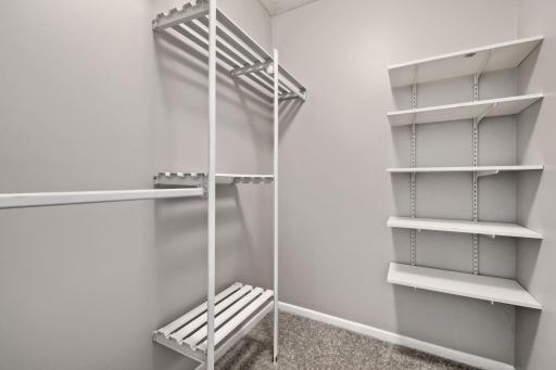 5401 w brenner pass - Web Quality - 020 - 20 Closet.jpg