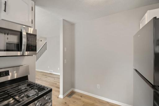 5401 w brenner pass - Web Quality - 007 - 07 Kitchen.jpg