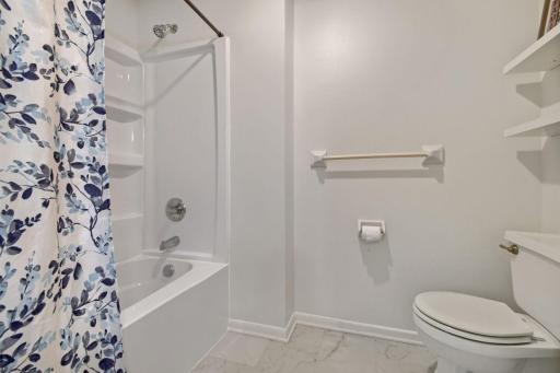 5401 w brenner pass - Web Quality - 017 - 17 Primary Bathroom.jpg