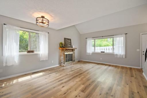 5401 w brenner pass - Web Quality - 011 - 11 Family Room.jpg