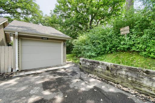 5401 w brenner pass - Web Quality - 022 - 22 Garage.jpg