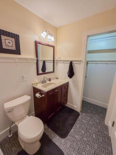 Main Floor Full Bath with Walk in Closet