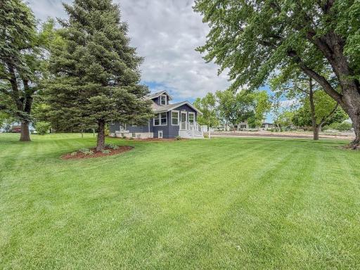 1316 W Fairview Ave Olivia