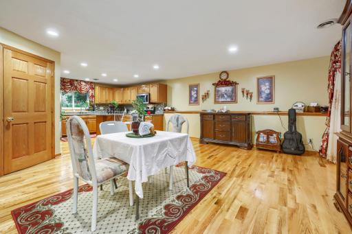 7200 89th Avenue N, Brooklyn Park, MN 55445