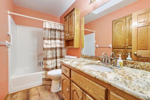7200 89th Avenue N, Brooklyn Park, MN 55445