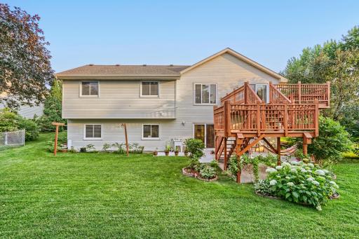 7200 89th Avenue N, Brooklyn Park, MN 55445