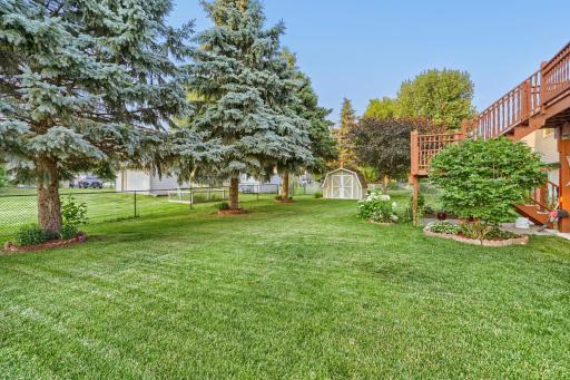 7200 89th Avenue N, Brooklyn Park, MN 55445