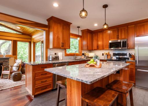 1421 Clement Street, Saint Paul, MN 55118