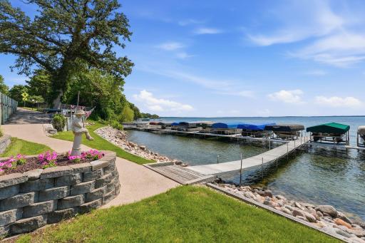 7595 N Shore Drive, 204, Spicer, MN 56288