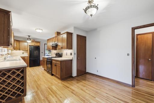 8739 Hadley Avenue S, Cottage Grove, MN 55016