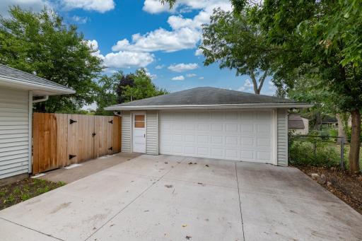 8739 Hadley Avenue S, Cottage Grove, MN 55016