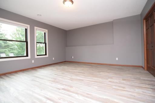 19328 Ireland Court, Lakeville, MN 55044