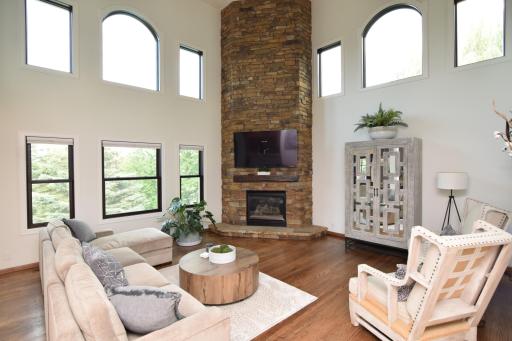 19328 Ireland Court, Lakeville, MN 55044
