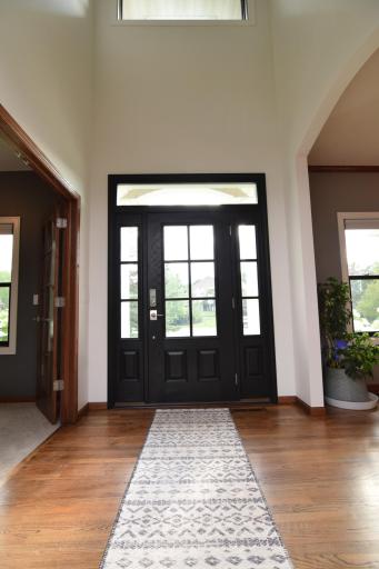 19328 Ireland Court, Lakeville, MN 55044