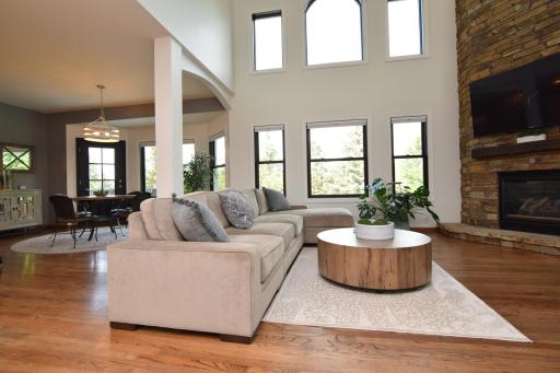 19328 Ireland Court, Lakeville, MN 55044