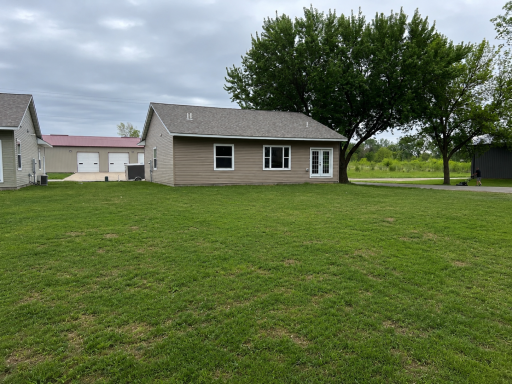 828 Spark Avenue, Albert Lea, MN 56007