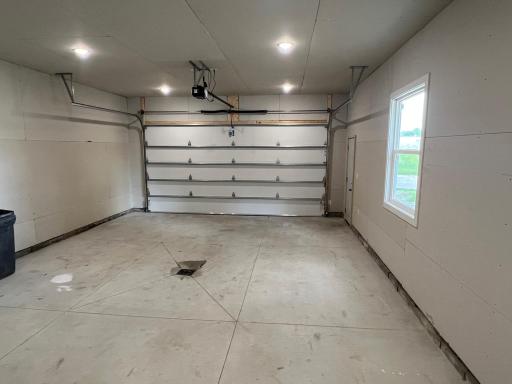 828 Spark Avenue, Albert Lea, MN 56007