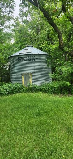 27560 280th Avenue SE, Brooks, MN 56715
