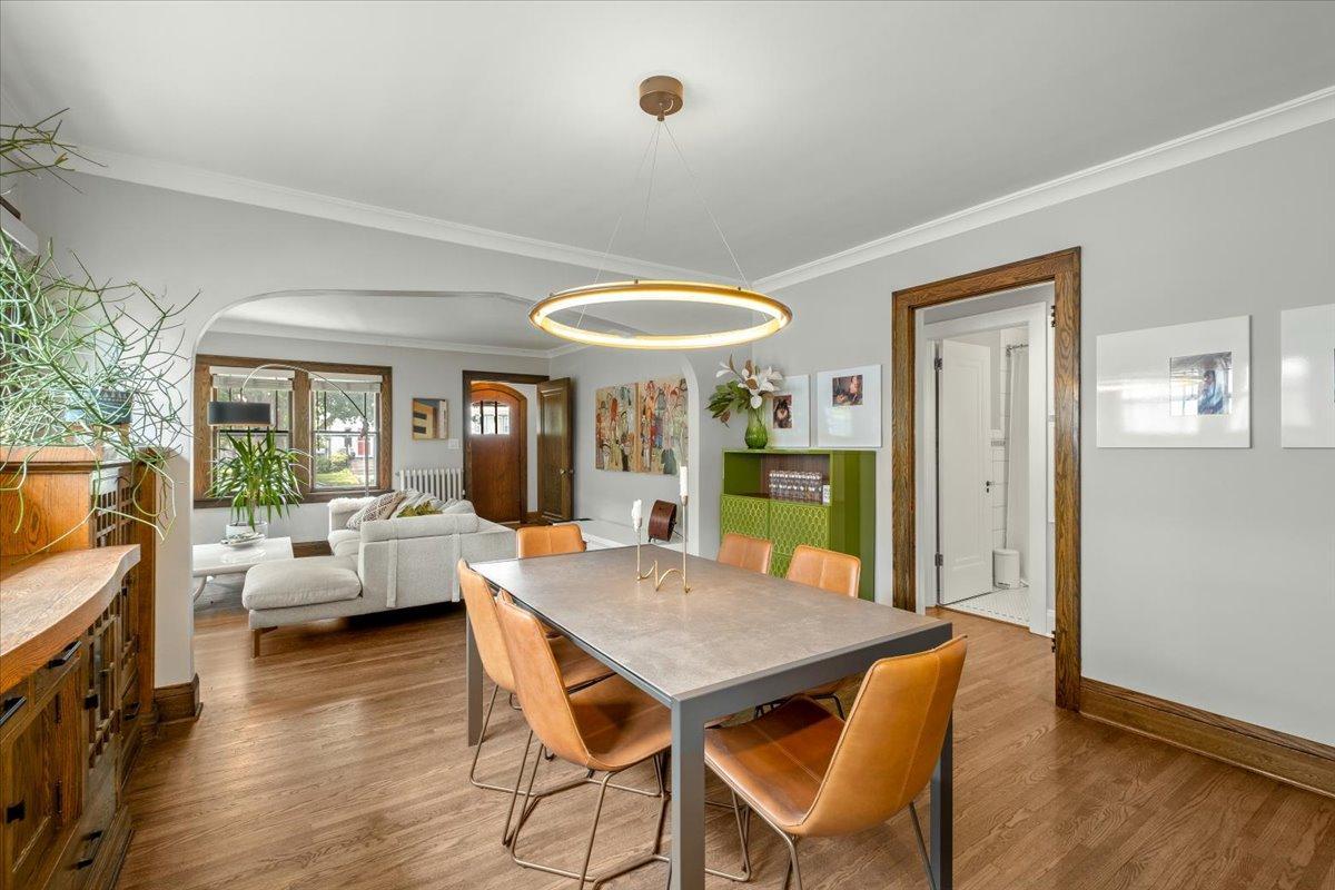 Generous and Bright Living Spaces!