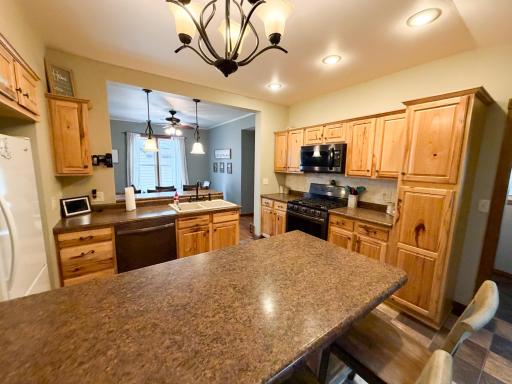 304 Louisiana Avenue, Adrian, MN 56110