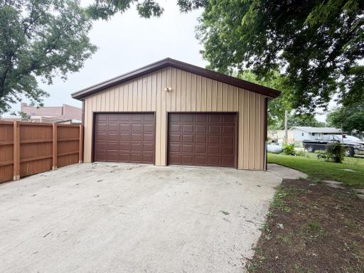 304 Louisiana Avenue, Adrian, MN 56110
