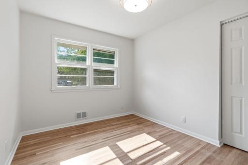 624 20th Avenue NW, North Saint Paul, MN 55112