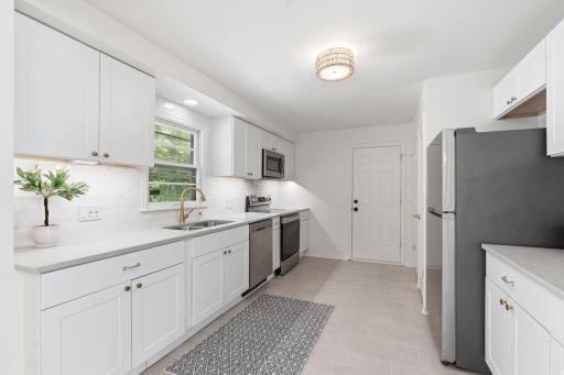 624 20th Avenue NW, North Saint Paul, MN 55112