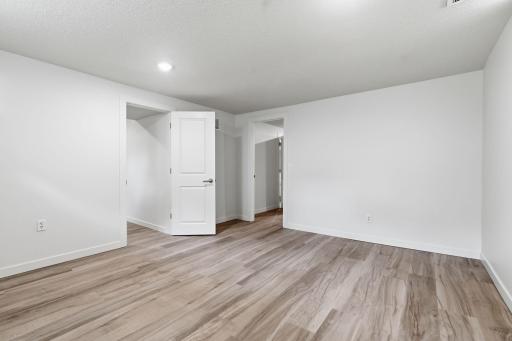 624 20th Avenue NW, North Saint Paul, MN 55112